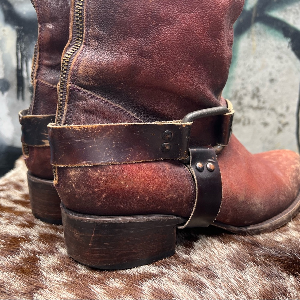 FREEBIRD PHILLY Tall Harness Boots in Distressed Rust Cowgirl - Picture 9 of 16